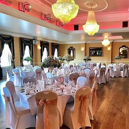 The Golden Lion 2* Northallerton