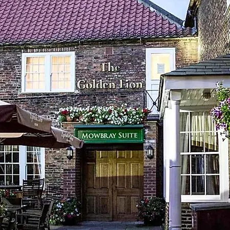 Hotel The Golden Lion 2*