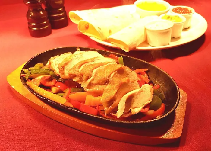 The Golden Lion Hotel 2*