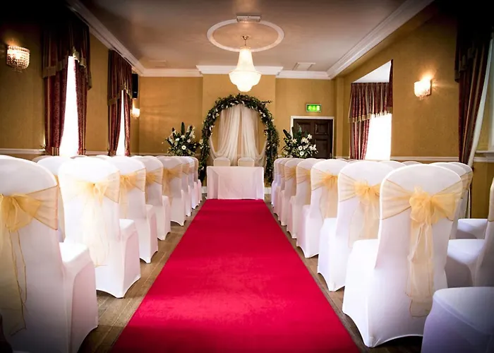 Hotel The Golden Lion 2*