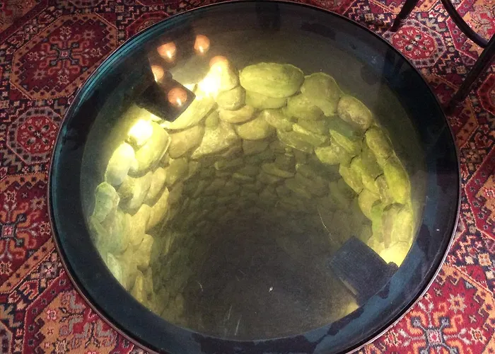 The Golden Lion Hotel 2*